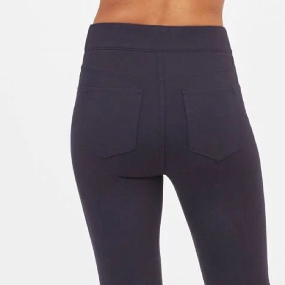 NWT Spanx The Perfect 4 Pocket Ankle Pant Black Sz M Petite - Picture 3 of 10